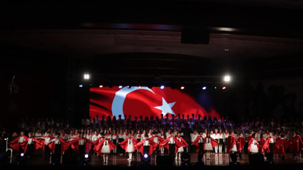 Görkemli sanat şöleni