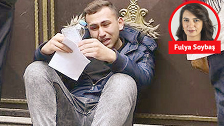 Her yıl aynı manzara… Saati ve kuralları belli olan bir sınava neden geç kalınır Her yıl aynı manzara… Saati ve kuralları belli olan bir sınava neden geç kalınır