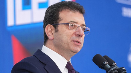Hologramlı İmamoğlu mitingleri