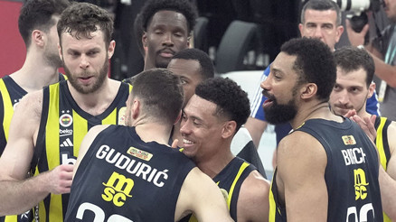 Deneyim fazlasıyla kazandı Fenerbahçe
