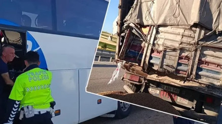 Afyonkarahisar’da yolcu otobüsü TIR’a çarptı: 9 yaralı