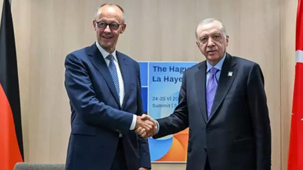 Cumhurbaşkanı Erdoğan, Almanya Başbakanı Merz ile bir araya geldi