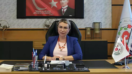 Yalova Altınova Belediye Başkanı Yasemin Fazlaca kimdir, kaç yaşında ve nereli Yasemin Fazlaca CHPden istifa etti