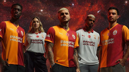 Galatasarayın yeni sezon formaları tanıtıldı
