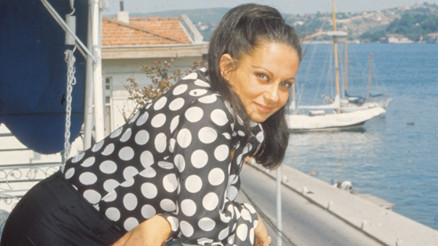 Türk sinemasının en hanımefendi yıldızıydı... Acımasız yıllar her şeyini aldı götürdü... Geride solgun gülüşü kaldı