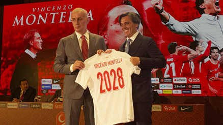 A Milli Takım Teknik Direktörü Vincenzo Montella: Yeni sözleşme için çok mutluyum Türk vatandaşı olmayı çok isterim A Milli Takım Teknik Direktörü Vincenzo Montella: Yeni sözleşme için çok mutluyum Türk vatandaşı olmayı çok isterim