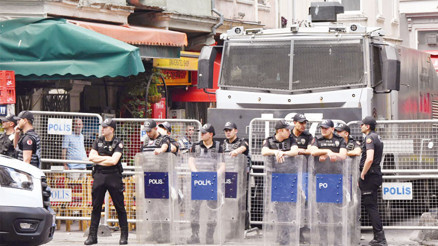 Taksim’de güvenlik önlemi