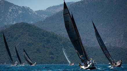 Çok özel yarışa çok özel bir kupa