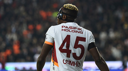 Osimhen, Napolide kadro dışı kaldı