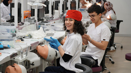 Boğaziçi Fen Edebiyat kapatıldı... Burdur’a Tıp Fakültesi açıldı Boğaziçi Fen Edebiyat kapatıldı... Burdur’a Tıp Fakültesi açıldı