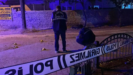 KADESten yardım isteyen kadının evine kurşun yağdı