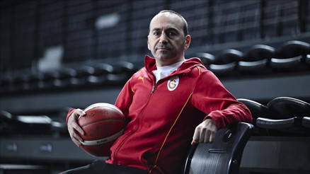 Galatasarayda Yakup Sekizkökün sözleşmesi yenilendi