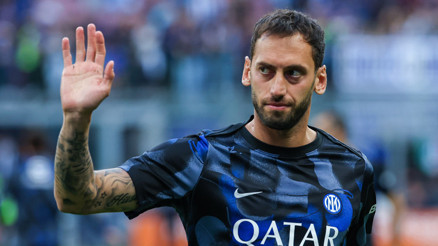 Galatasarayın Hakan Çalhanoğlunda rakibi Al Hilal Galatasarayın Hakan Çalhanoğlunda rakibi Al Hilal