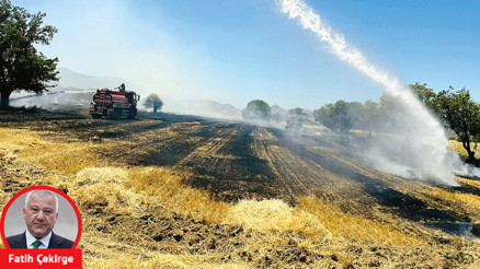 Yangına suçüstü gibi fotoğraf