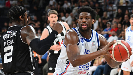 Anadolu Efeste, Oturu da gitti