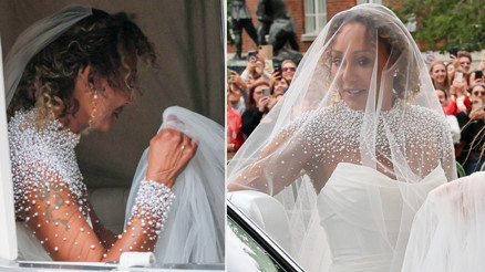 Ünlü şarkıcı aradığı aşkı 50 yaşında buldu... Sahnelerin yıldızı, kuaför sevgilisiyle evlendi... İkinci düğün yurt dışında