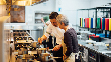 Çinde 200den fazla çocuk zehirlendi: Okul yemeğinden kurşun çıktı