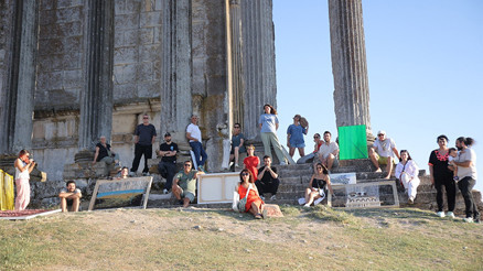 Kadim topraklarda tarih ve sanat bir arada Aizanoi Antik Kenti’nde renkli görüntüler