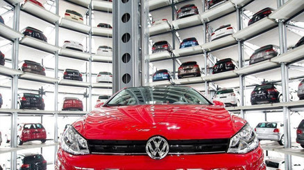 Volkswagen, zorlu piyasaya rağmen otomobil satışlarını artırdı