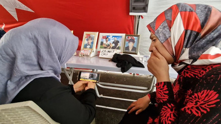 Terörsüz Türkiye süreci evlat nöbetindeki anneleri umutlandırdı Vatandaşlardan da tam destek geldi