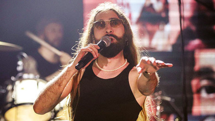 Emre Fel: O gün Harbiyede sadece bakakaldım