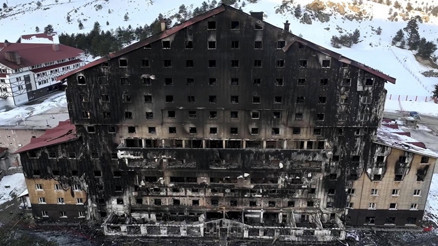 Grand Kartal Otel yangını davasında itfaiye personeli sanıklar savunma yaptı Grand Kartal Otel yangını davasında itfaiye personeli sanıklar savunma yaptı