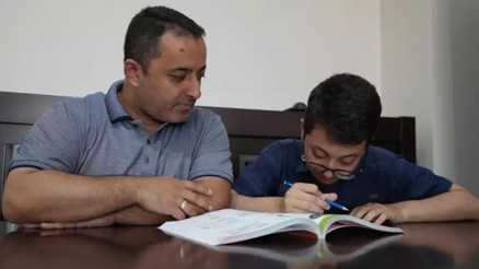 Günde 2 saat çalışabildi, LGS’de Türkiye birincisi oldu