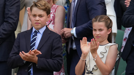 Her şey güzel başlamıştı... Dünya iki kardeşin başına yıkıldı