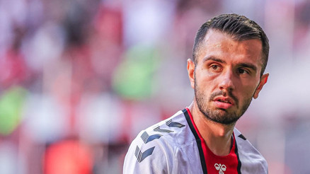 Samsunsporda Emre Kılınçın sözleşmesi uzatıldı