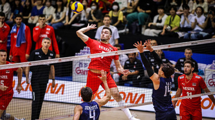 Filenin Efeleri, ABDye mağlup oldu