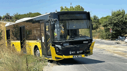 Arnavutköyde İETT otobüsüyle çarpışan otomobilin sürücüsü öldü