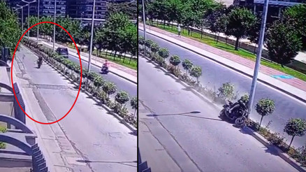 Sarıyerde korkunç kaza Motosiklette tek teker facia getirdi: 17 yaşında hayatını kaybetti Sarıyerde korkunç kaza Motosiklette tek teker facia getirdi: 17 yaşında hayatını kaybetti