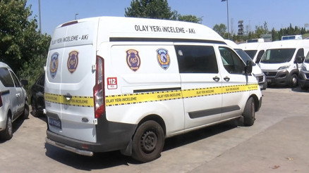 İstanbulda oto galeriye kurşun yağmuru: 1 yaralı