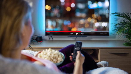 TV YAYIN AKIŞI 17 TEMMUZ 2025 || Bu akşam televizyonda neler var İşte Kanal D, Show TV, TRT1, ATV, Star TV, TV8, NOW TV yayın akışı ve tv rehberi