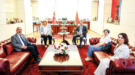 KESK Heyetini kabul etti