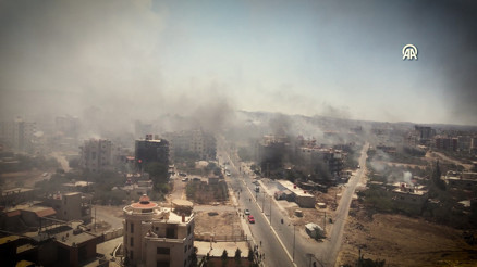 Süveydada kent merkezinde ve kırsalında şiddetli çatışma