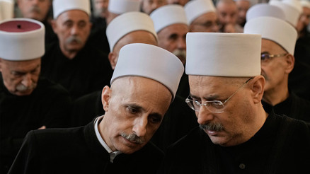 Süveydada Arap aşiretleri ve Dürziler arasındaki çatışmalar: Hicrinin tutumu, gerilimin devam edeceğini gösteriyor Süveydada Arap aşiretleri ve Dürziler arasındaki çatışmalar: Hicrinin tutumu, gerilimin devam edeceğini gösteriyor