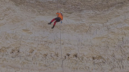 Tehlike her geçen yıl artıyor Dikkat çeken görüntüler: 33 metre derine indiler Tehlike her geçen yıl artıyor Dikkat çeken görüntüler: 33 metre derine indiler