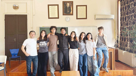 Cağaloğlu Anadolu Lisesi CERNde deney yapacak... Daha şimdiden tarihe geçtiler