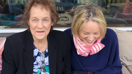 Ünlü oyuncunun yüreği yanıyor... Bir türlü dili varıp Annem öldü diyemedi... Acı haberi duyurmak için dört ay bekledi