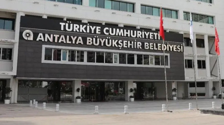 Antalya Büyükşehir Belediyesine yönelik soruşturmada 3 yeni gözaltı Detaylar belli oldu Antalya Büyükşehir Belediyesine yönelik soruşturmada 3 yeni gözaltı Detaylar belli oldu