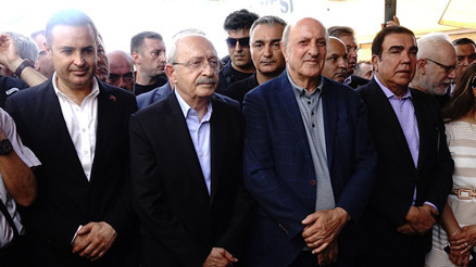 Kılıçdaroğlunun acı günü: İkiz kardeşi toprağa verildi