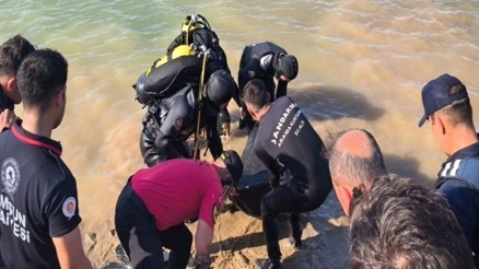 Kahreden olay Gölete giren iki çocuk boğuldu