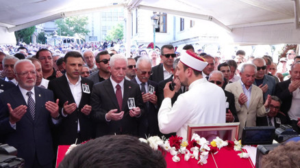 Eski CHP Genel Başkanı Altan Öymen son yolculuğuna uğurlandı