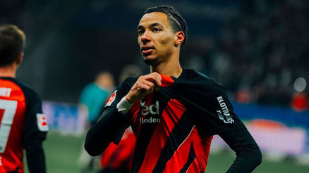 Eintracht Frankfurt son 5 yılda transferlerden 500 milyon Euro kazandı