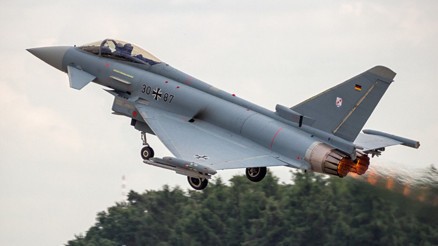 Eurofighter savaş uçağı hangi ülkenin, kim üretiyor, kaçıncı nesil Eurofighter Typhoon savaş uçağı özellikleri Eurofighter savaş uçağı hangi ülkenin, kim üretiyor, kaçıncı nesil Eurofighter Typhoon savaş uçağı özellikleri