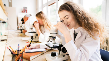 TÜİK istihdam verilerine göre en kolay doktorlar iş buluyor