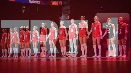 TRT 1 CANLI YAYIN İZLE FULL HD KESİNTİSİZ (FİLENİN SULTANLARI VNL MAÇI) || Türkiye - Japonya voleybol maçı hangi kanalda Türkiye - Japonya Milletler Ligi çeyrek final maçı şifresiz ve naklen izle ekranı