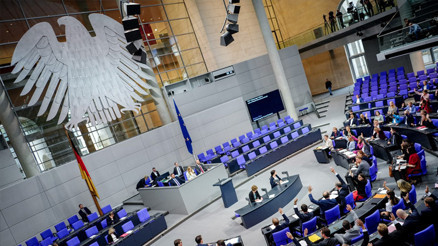 Yeşillerden mecliste kültür savaşı uyarısı