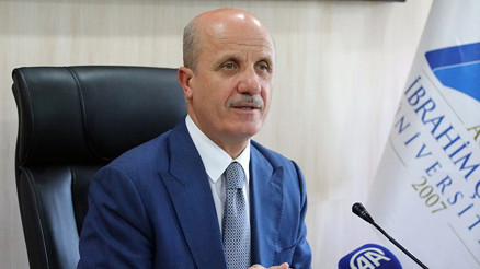 YÖK Başkanı Özvar: Yeni programları dikkatle inceleyin